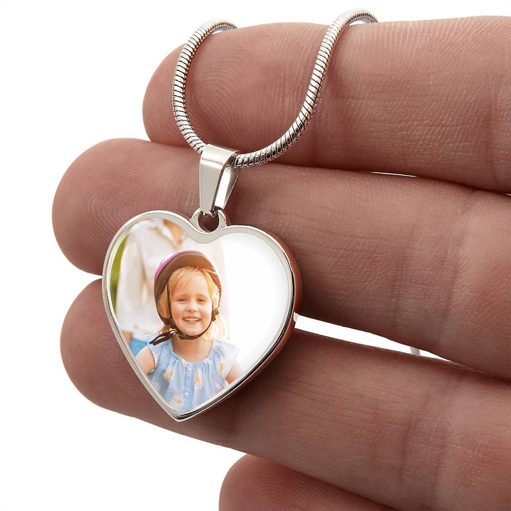 ✨ Timeless Elegance Crystal Pendant Necklace – A Gift She'll Treasure Forever ✨