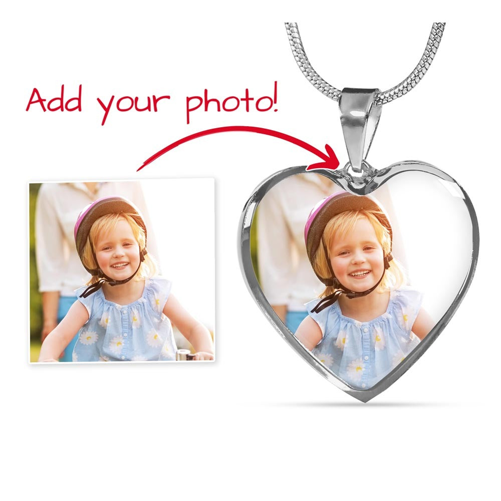 ✨ Timeless Elegance Crystal Pendant Necklace – A Gift She'll Treasure Forever ✨